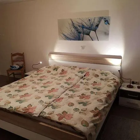 Schmahl Comfortable Holiday home Schleiden