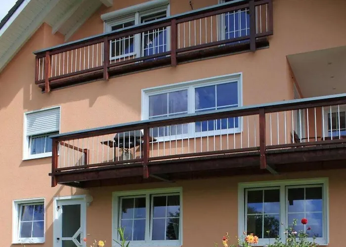 Schmahl Comfortable *